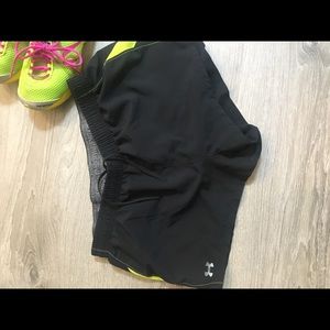Under armour running shorts size S